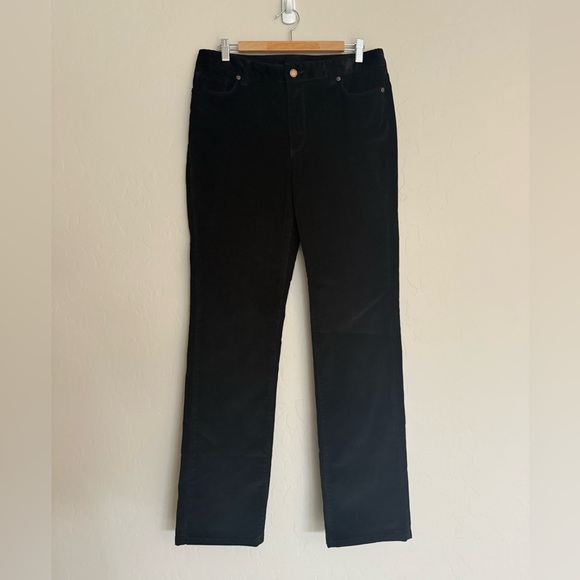 L.L. Bean Women's Favorite Fit Corduroy Pants Black Size 12 M/T Straight Leg - Picture 6 of 12